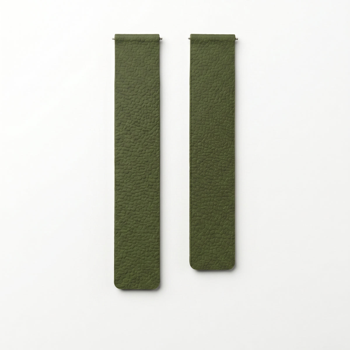 Cypher Magnetic Loop strap in Olive Green with pebbled texture and quick-release spring bars — no buckle magnetic closure